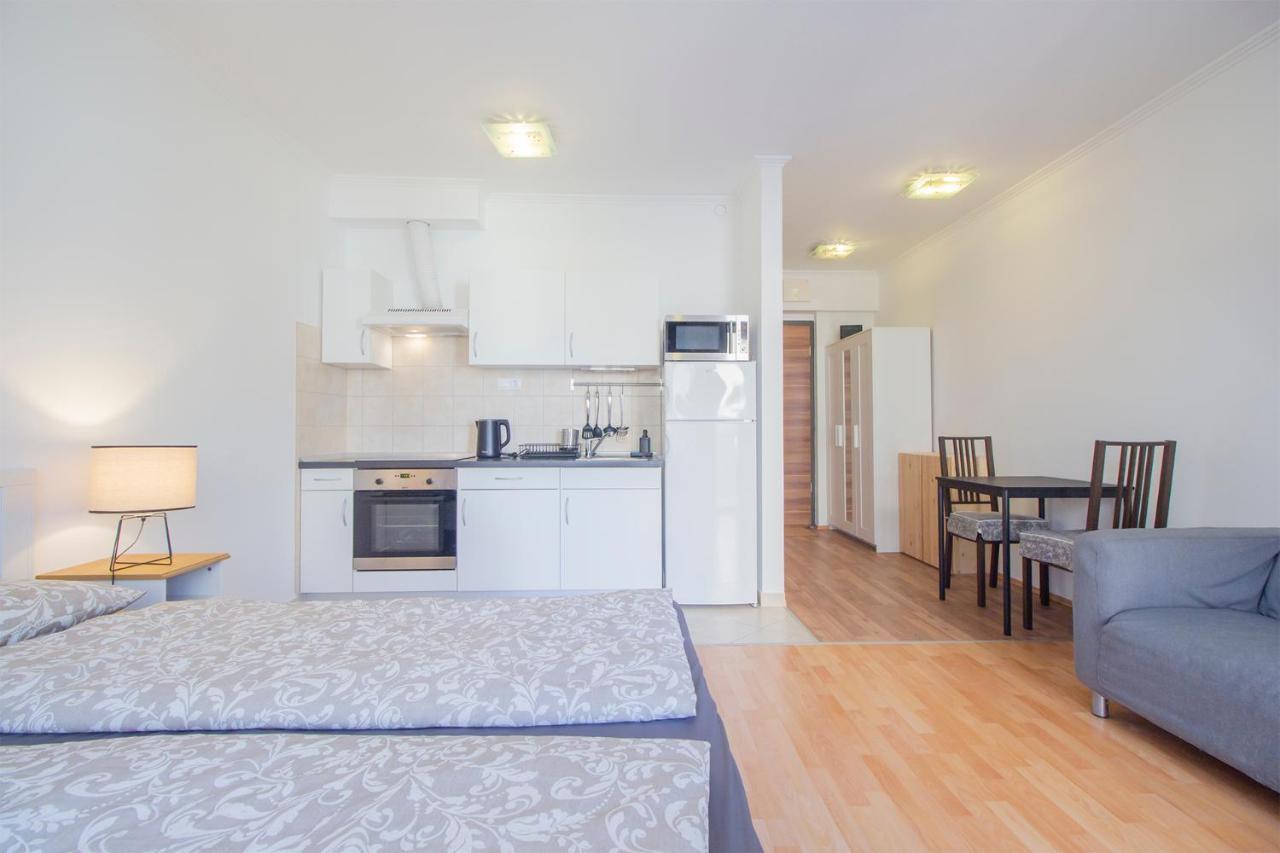 Apartman Corvin Modern Studio With Ac, Parking